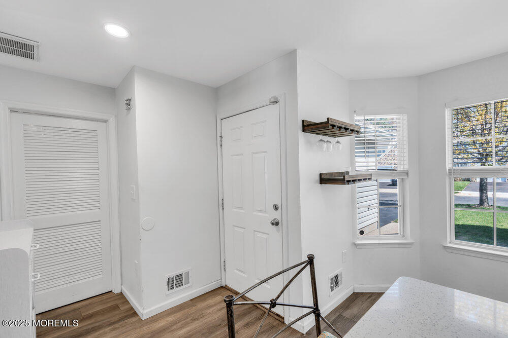 202 Iris Way Brick, NJ 08724 - Photo 5 of 28 dsc05767_90