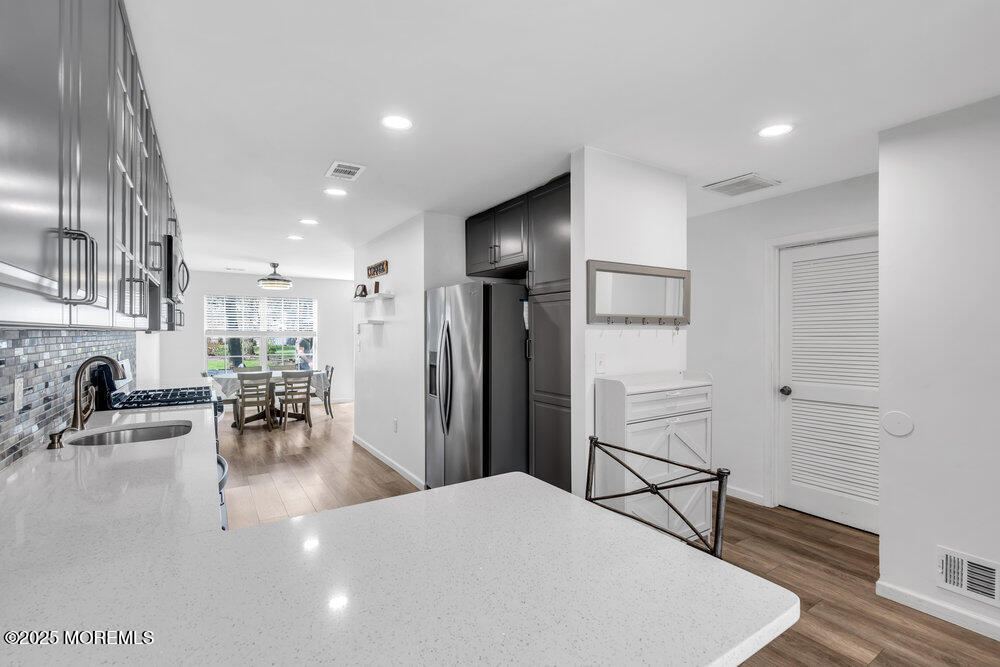 202 Iris Way Brick, NJ 08724 - Photo 7 of 28 dsc05777_245