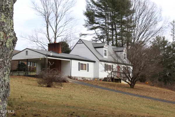 $225,000 | 175 Fincastle Heights Road, Jonesville, VA 24263