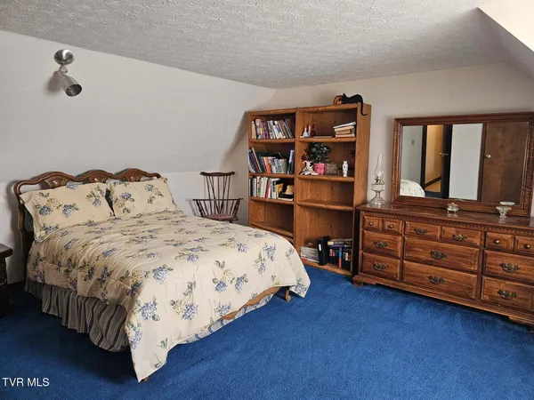 $225,000 | 175 Fincastle Heights Road, Jonesville, VA 24263