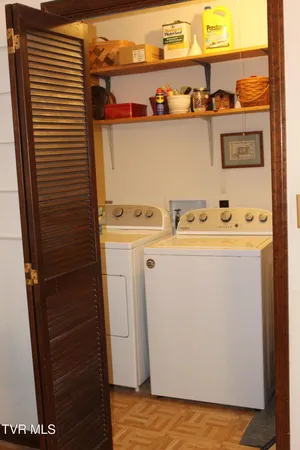 $225,000 | 175 Fincastle Heights Road, Jonesville, VA 24263