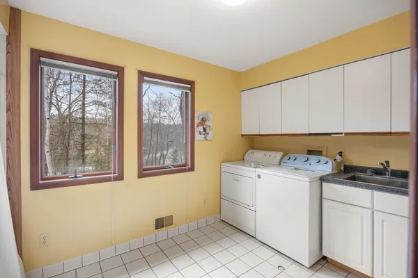 $888,000 | 1260 Silver Bell Road, Rochester, MI 48306