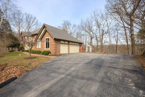 $888,000 | 1260 Silver Bell Road, Rochester, MI 48306
