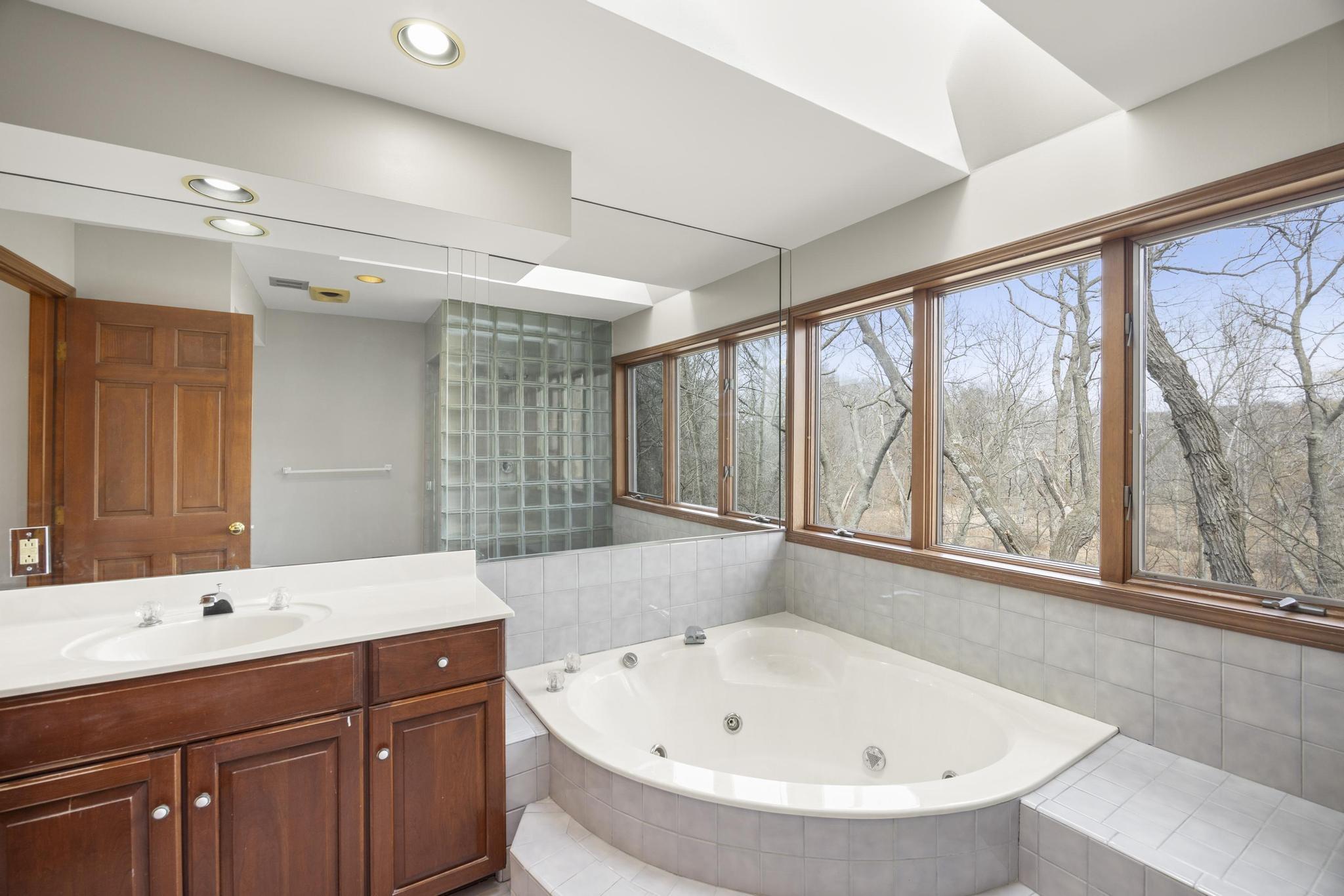 1260 Silver Bell Road Rochester, MI 48306 - Photo 31 of 58 1260 Silverbell Rd 36