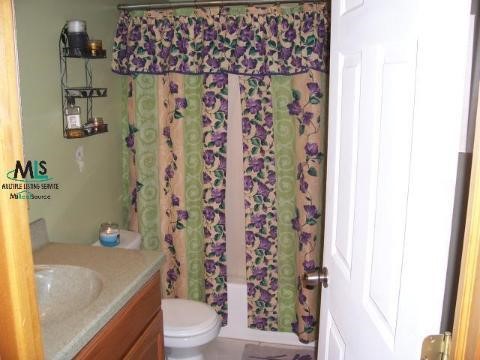8290 Marsh Road Algonac, MI 48001 - Photo 6 of 7 31091678-5.JPG