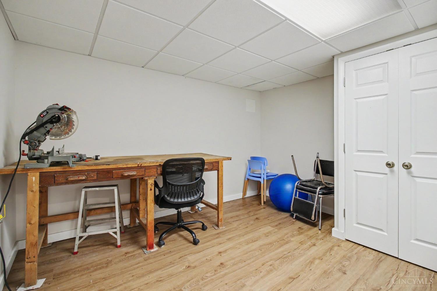 8493 Cheviot Road Cincinnati, OH 45247 - Photo 18 of 29