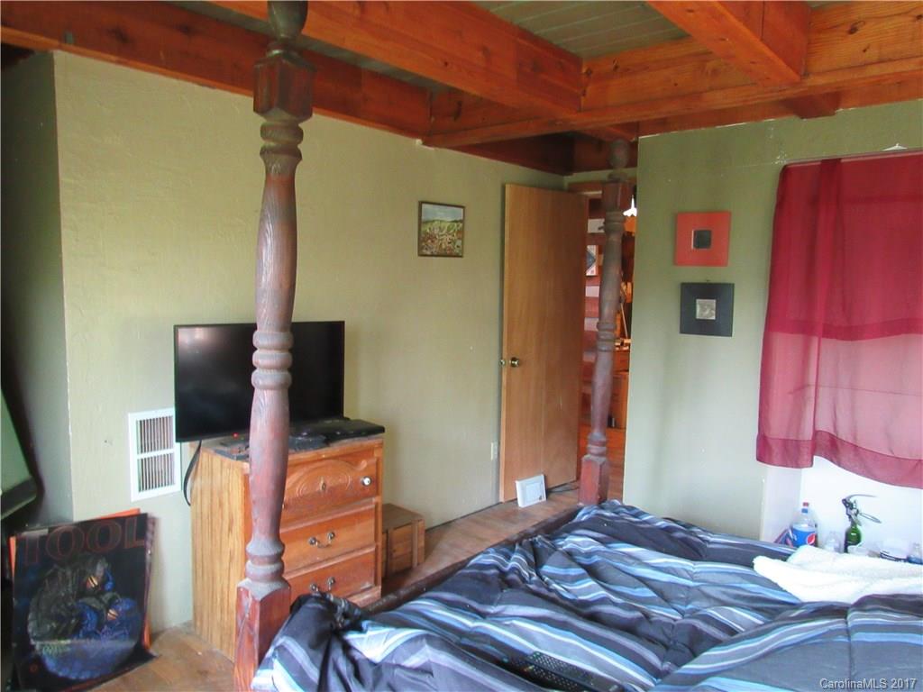 677 Green Valley Road Leicester, NC 28748 - Photo 13 of 21 Gallery Image 13