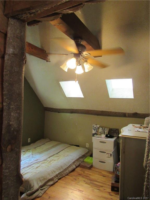 677 Green Valley Road Leicester, NC 28748 - Photo 18 of 21 Gallery Image 18
