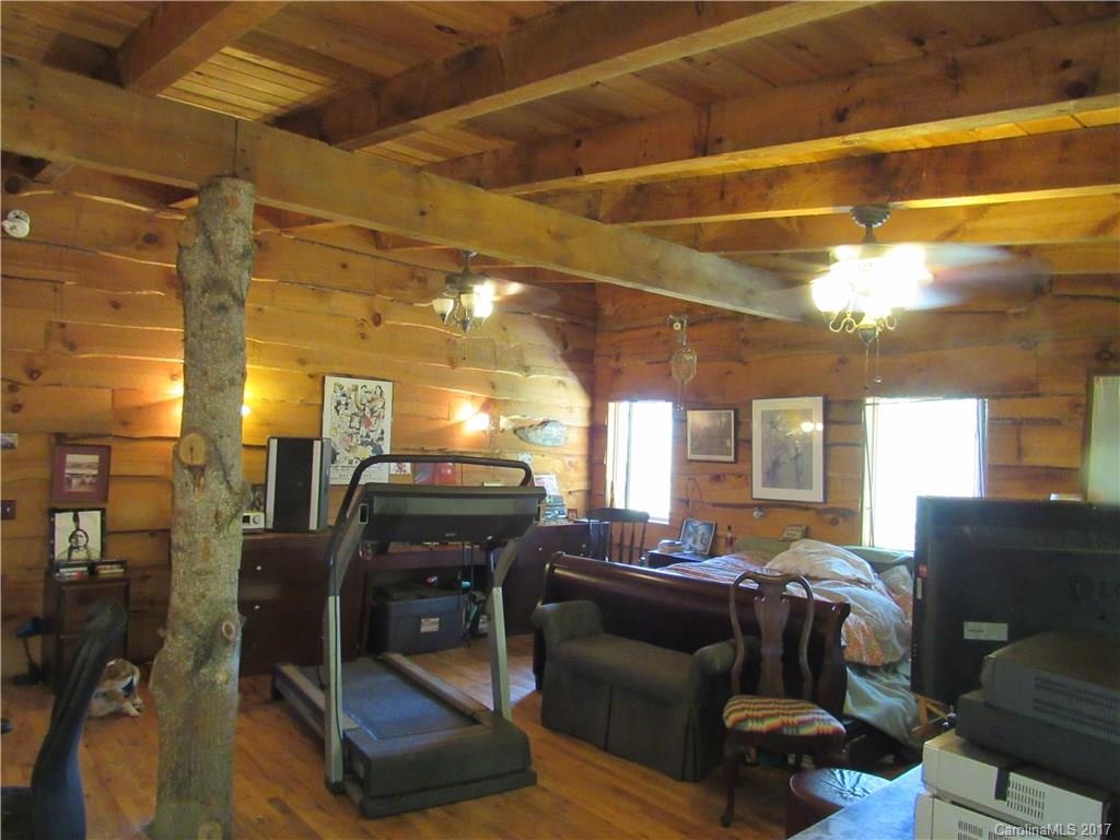 677 Green Valley Road Leicester, NC 28748 - Photo 10 of 21 Gallery Image 10