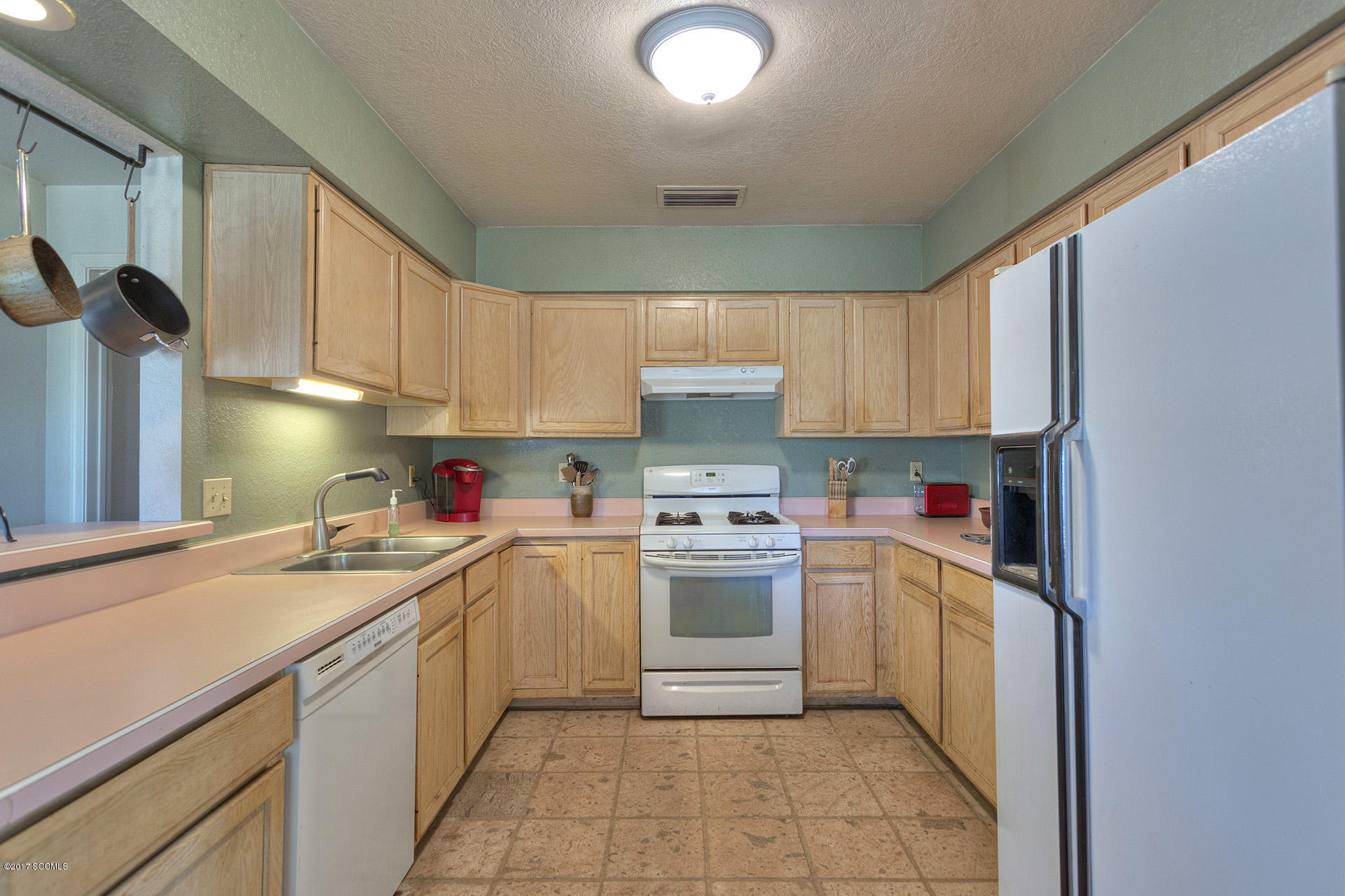 208 Camino Oceano Rio Rico, AZ 85648 - Photo 8 of 34