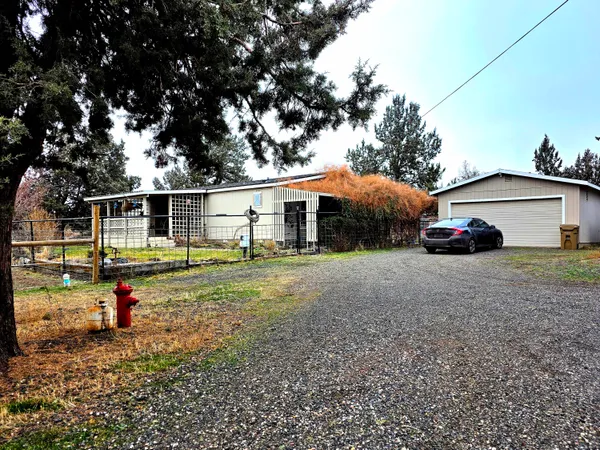 $415,000 | 12916 Southwest Wheat Grass Road, Terrebonne, OR 97760