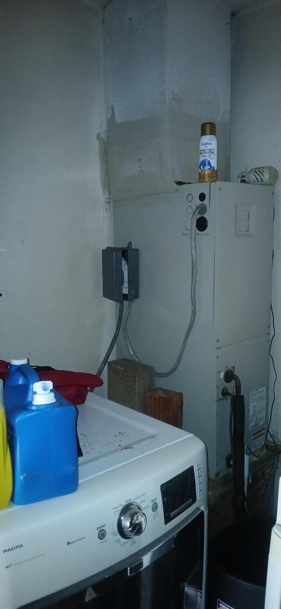 652 Mayo Trail Crestview, FL 32536 - Photo 7 of 16 20260115_102137