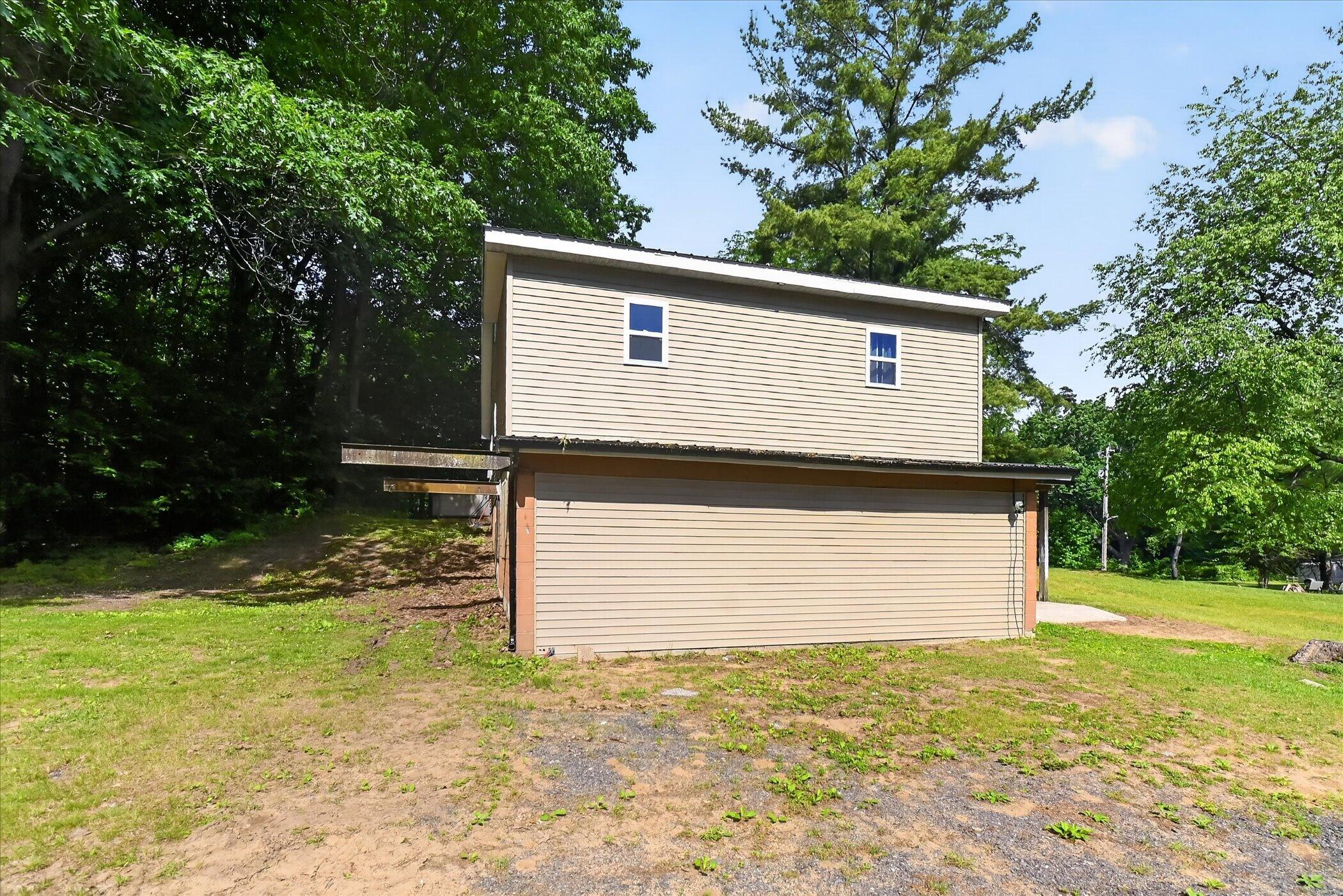 10260 North Ferris Road Riverdale, MI 48877 - Photo 33 of 57 41-10260-N-Ferris-Rd-WindowStill