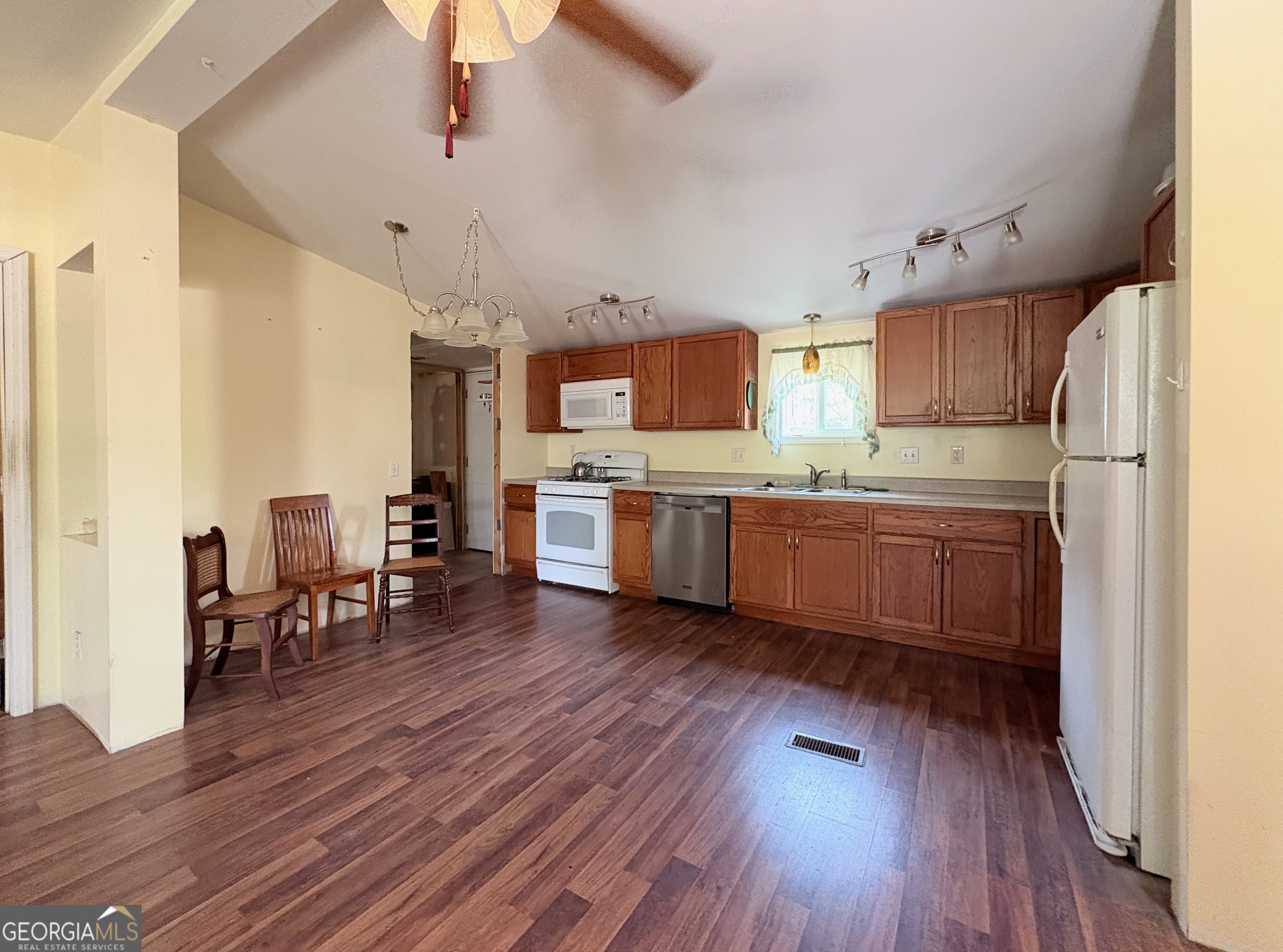 346 Quail Run Road Roberta, GA 31078 - Photo 2 of 15