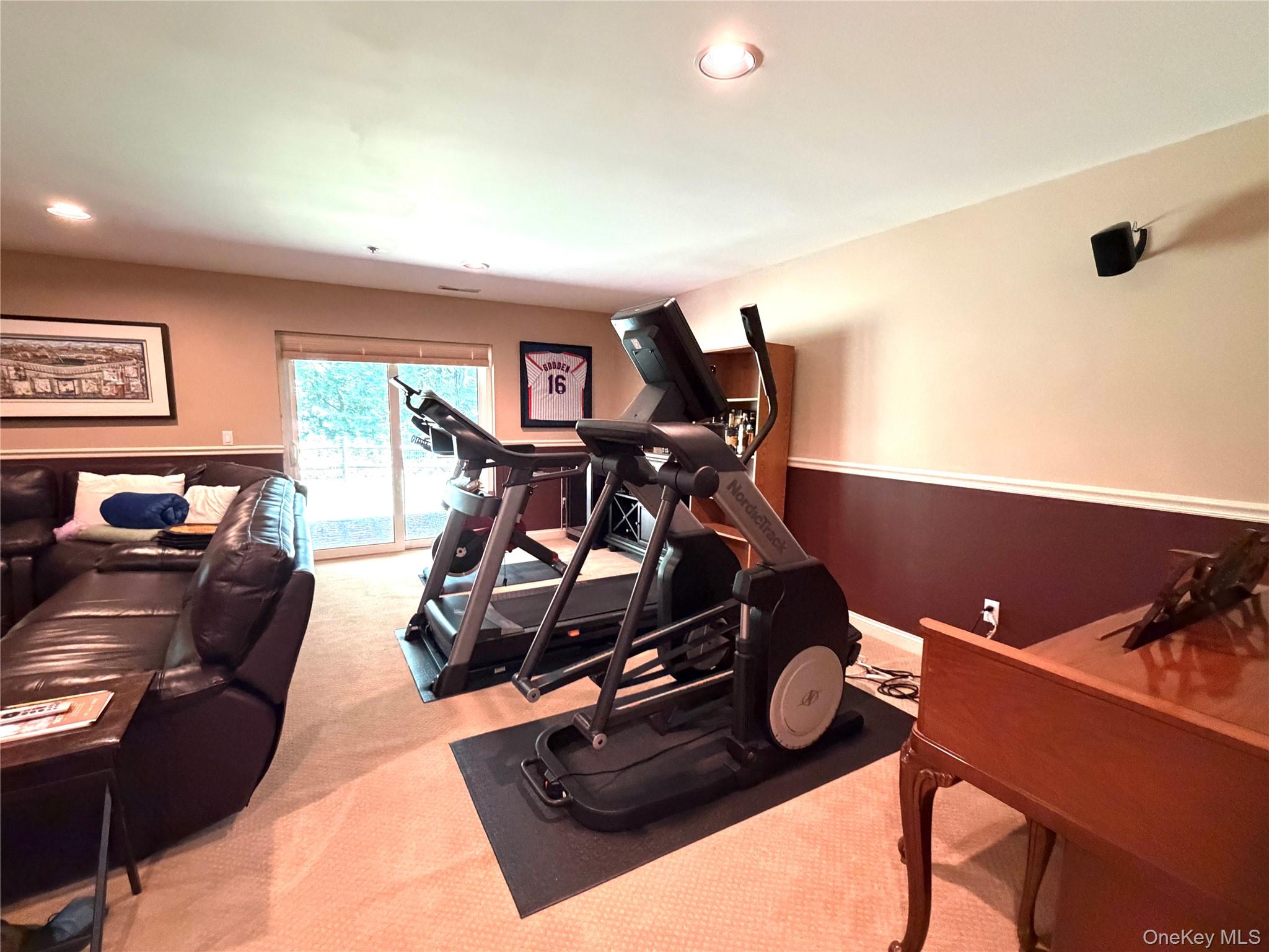 121 Winding Ridge Road White Plains, NY 10603 - Photo 32 of 43