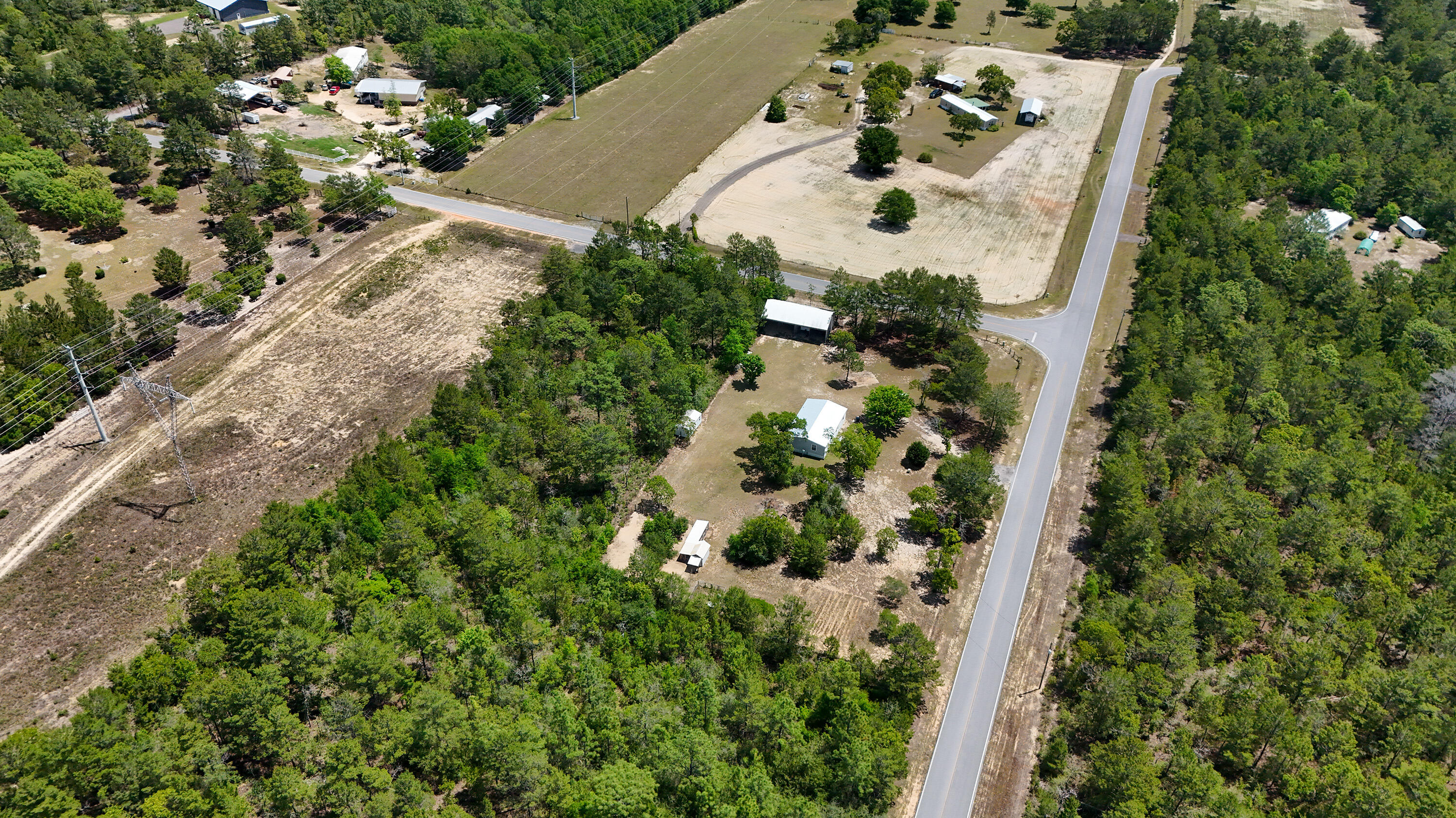 784 Delaware Road DeFuniak Springs, FL 32433 - Photo 39 of 43 DJI_20250505115748_0034_D