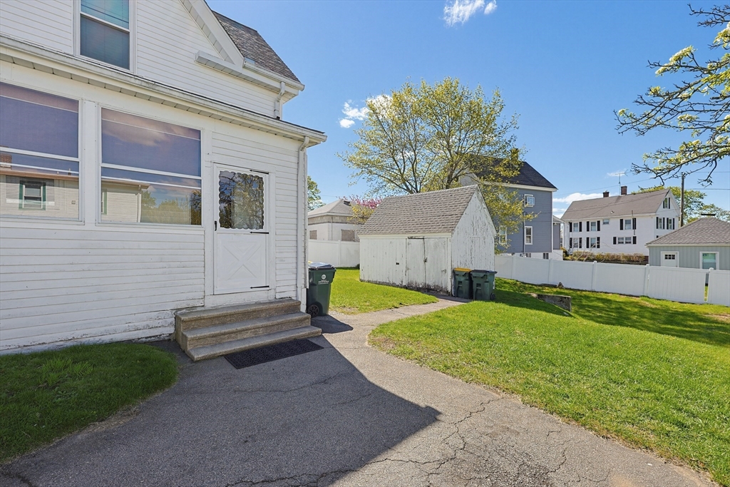 41 Washington Street, Unit 1 Franklin, MA 02038 - Photo 23 of 24