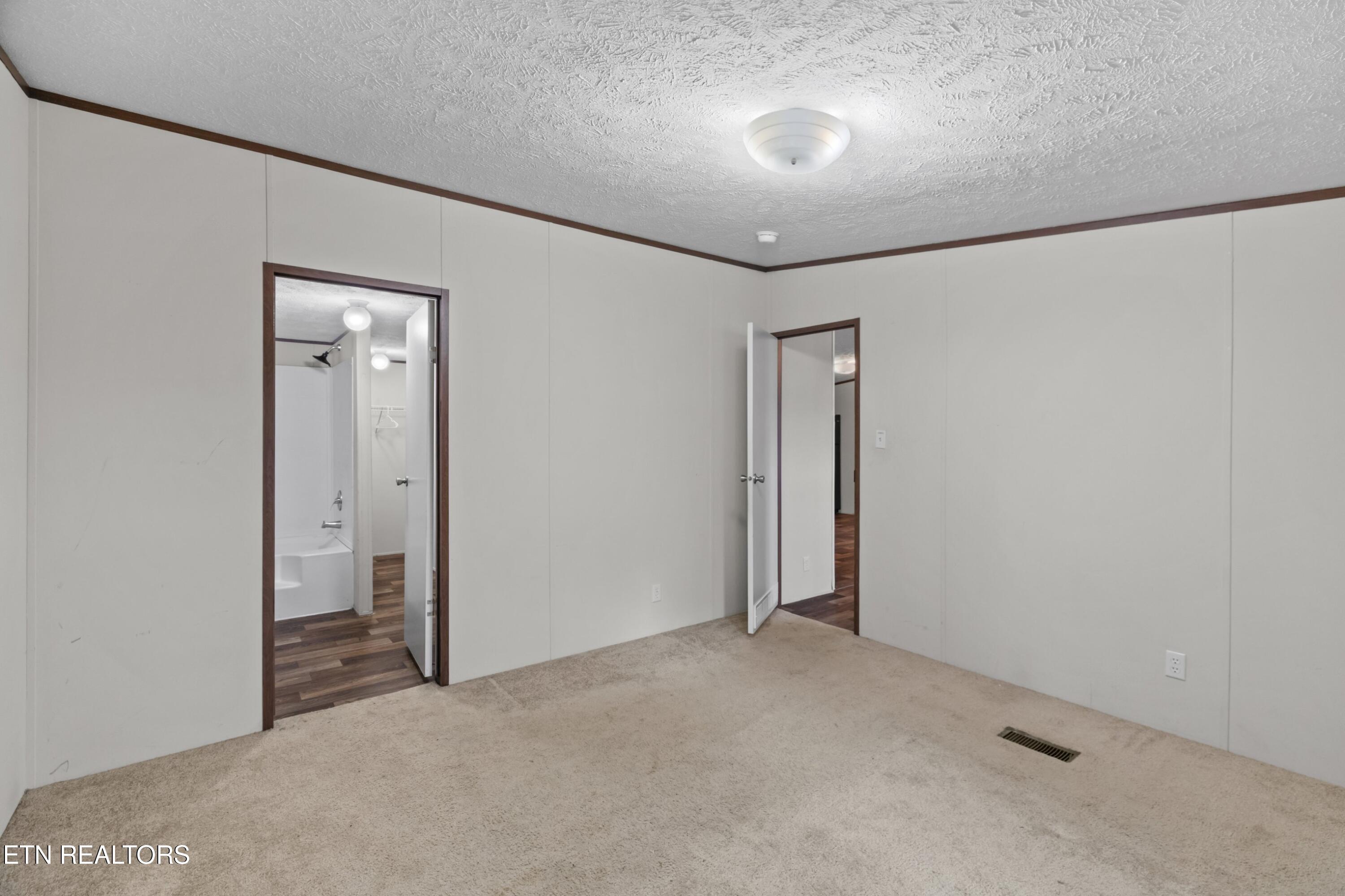210 Blue Top Road Tazewell, TN 37879 - Photo 10 of 30 014-210BlueTopRoad-Tazewell-TN-37879-SMA