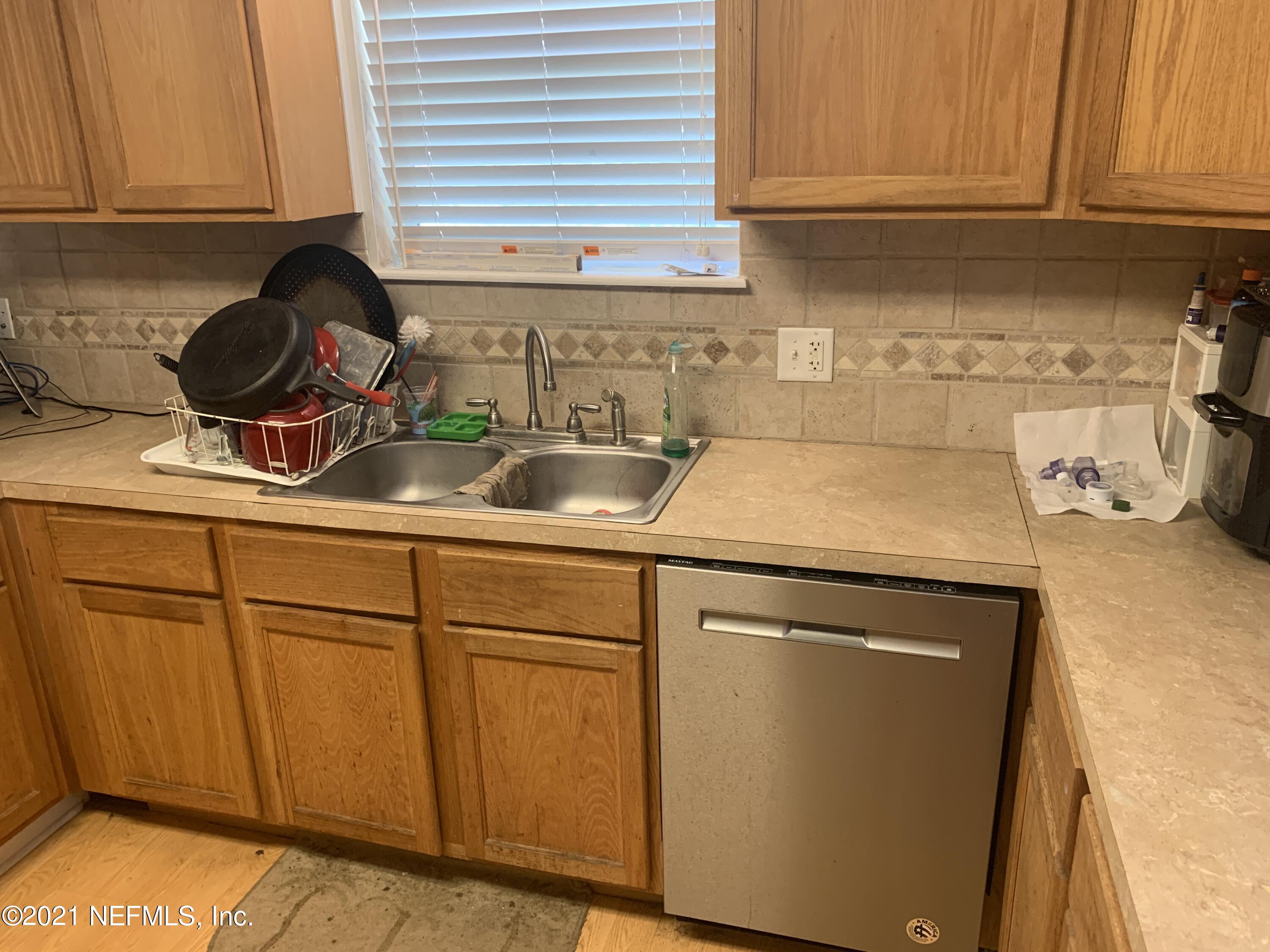12505 Pulaski Road Jacksonville, FL 32218 - Photo 20 of 45 Kitchen