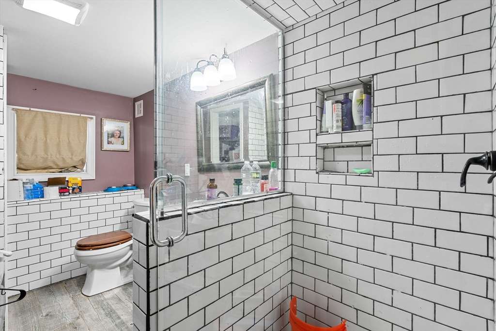 81 Wessagussett Road Weymouth, MA 02191 - Photo 14 of 29