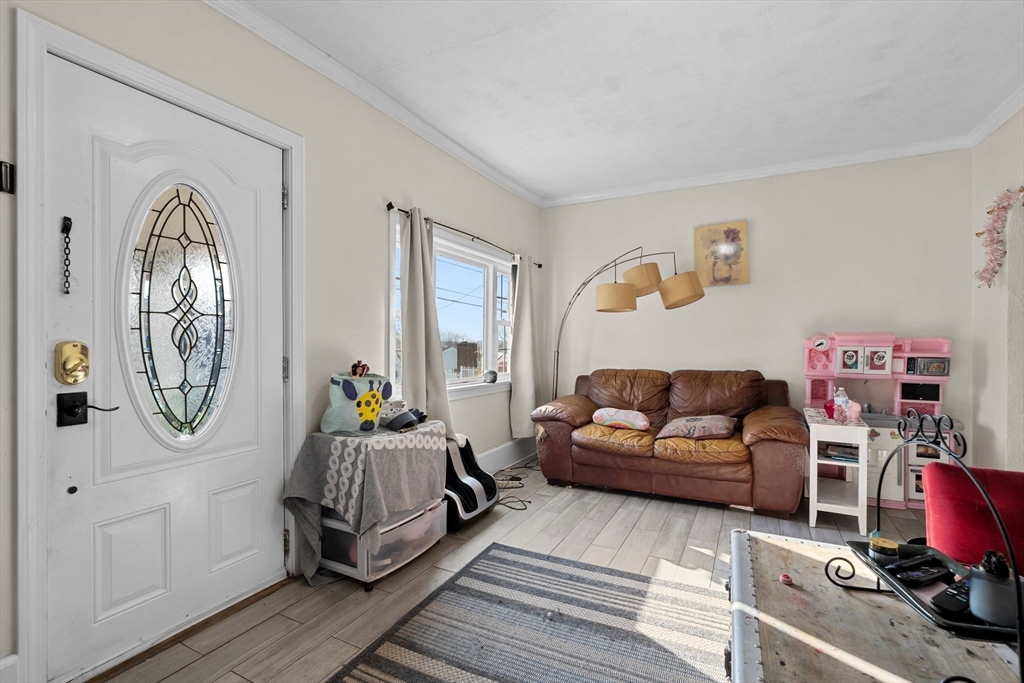 81 Wessagussett Road Weymouth, MA 02191 - Photo 7 of 29