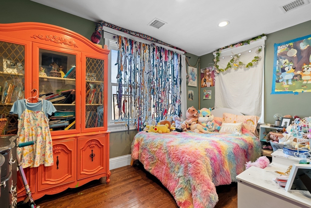 81 Wessagussett Road Weymouth, MA 02191 - Photo 9 of 29