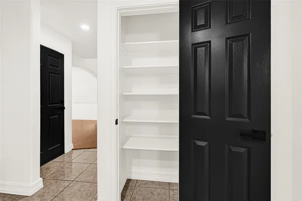 $2,500 | 15911 Breanna Lane, Houston, TX 77049