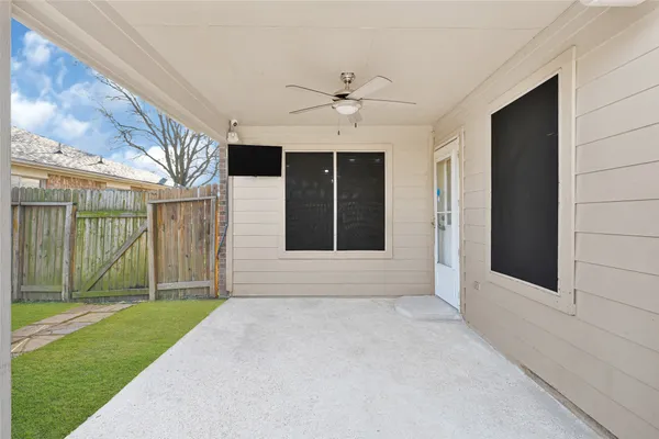 $2,500 | 15911 Breanna Lane, Houston, TX 77049