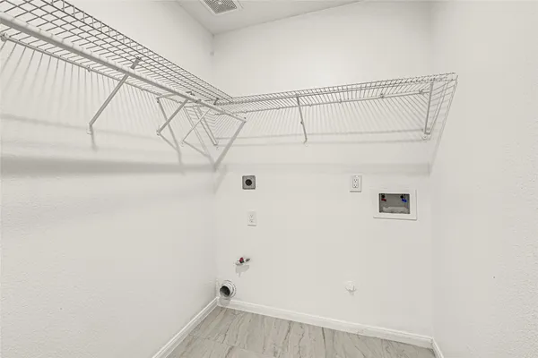 $2,500 | 15911 Breanna Lane, Houston, TX 77049