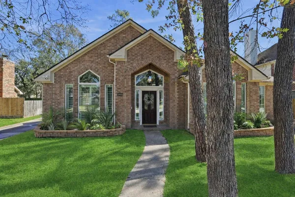 $425,000 | 30026 Nanton Drive, Spring, TX 77386