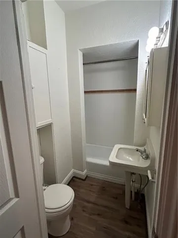 $875 | 208 West College Street, Unit 1A, Canonsburg, PA 15317