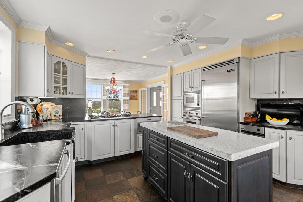 287 Rice Avenue Revere, MA 02151 - Photo 18 of 38 Gallery Image 18