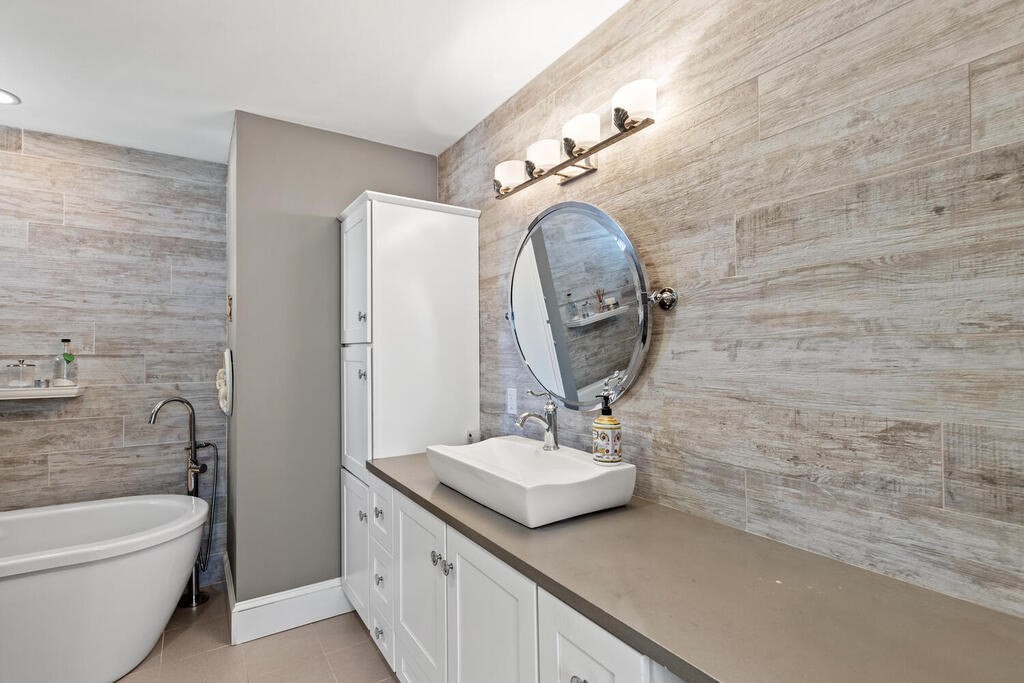 287 Rice Avenue Revere, MA 02151 - Photo 22 of 38 Gallery Image 22