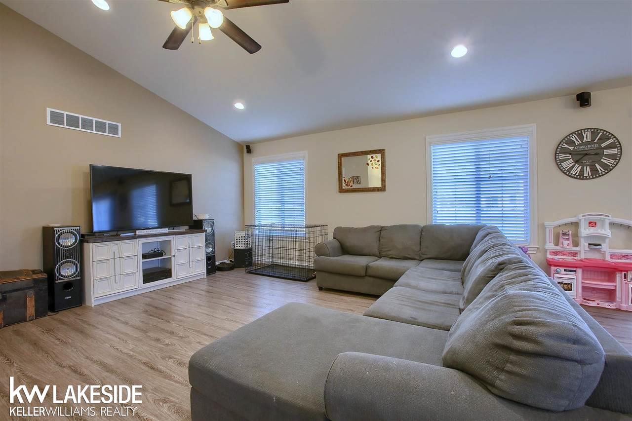 9560 Amy Road Algonac, MI 48001 - Photo 2 of 20
