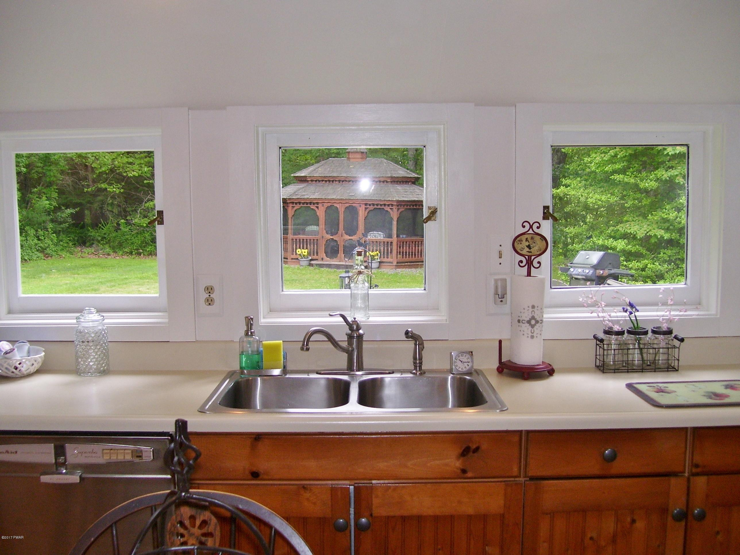 435 Engvaldsen Road Hawley, PA 18428 - Photo 31 of 58 Kitchen