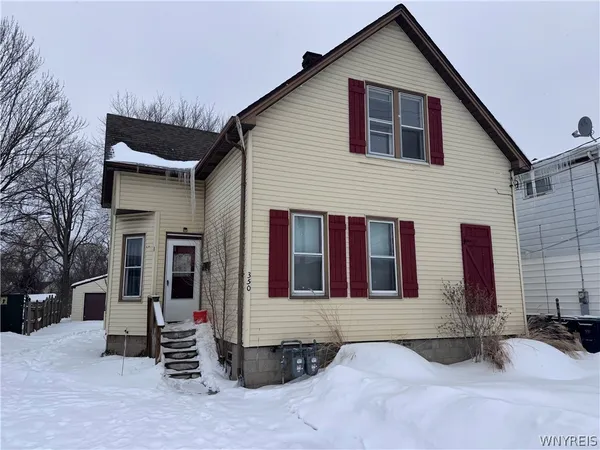 $1,100 | 350 Delaware Street, Unit 2, Tonawanda, NY 14150