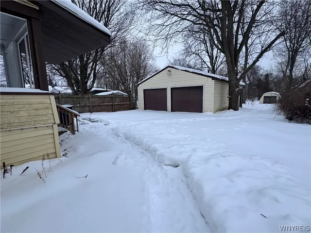 $1,100 | 350 Delaware Street, Unit 2, Tonawanda, NY 14150