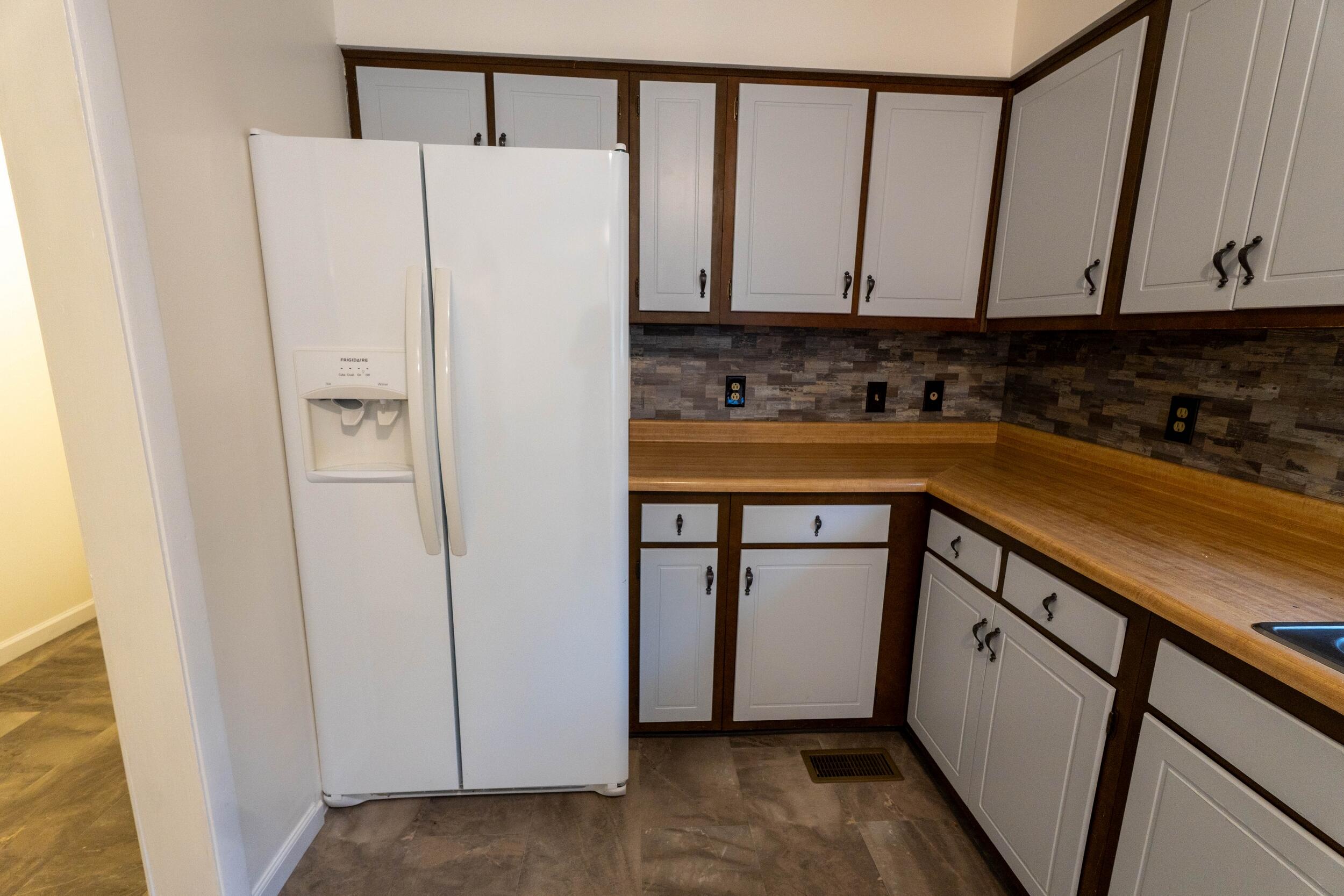 6616 Barbourville Road London, KY 40744 - Photo 23 of 40 Kitchen