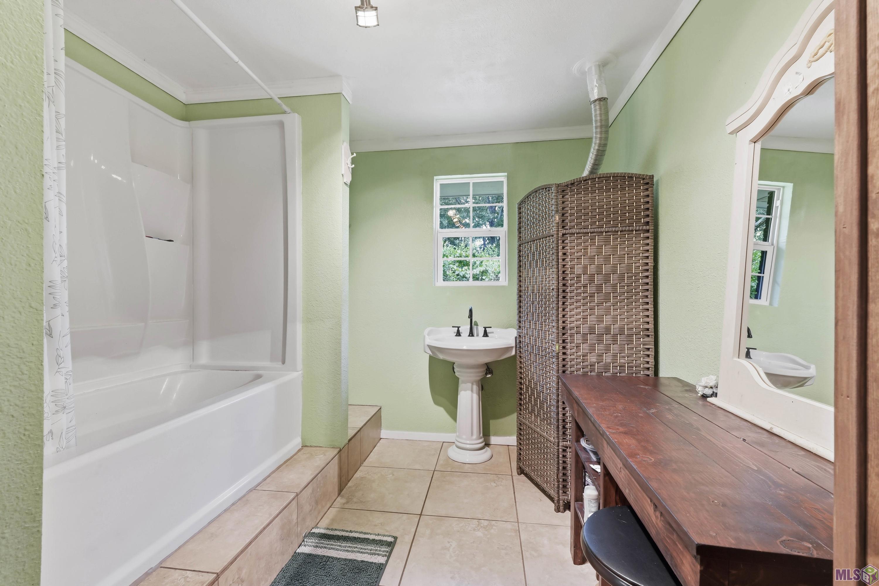 31276 Old River Road Denham Springs, LA 70726 - Photo 9 of 24 Gallery Image 9