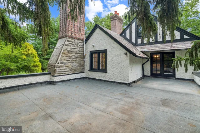 $1,899,000 | 443 Homestead Road, Wayne, PA 19087