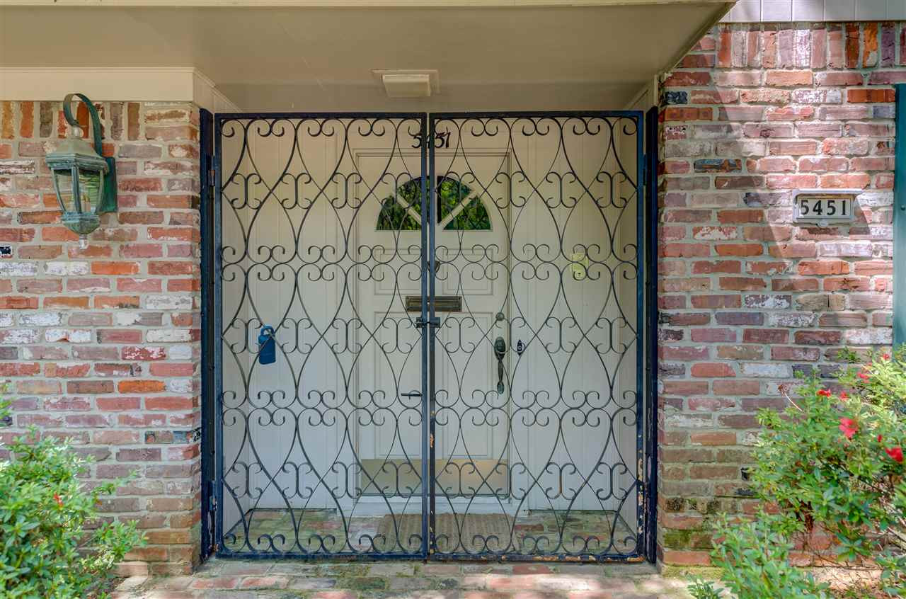 5451 River Thames Road Jackson, MS 39211 - Photo 2 of 49 Photo 2