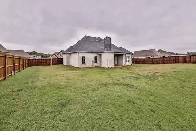 $448,900 | 225 Country Brook Drive, Oakland, TN 38060