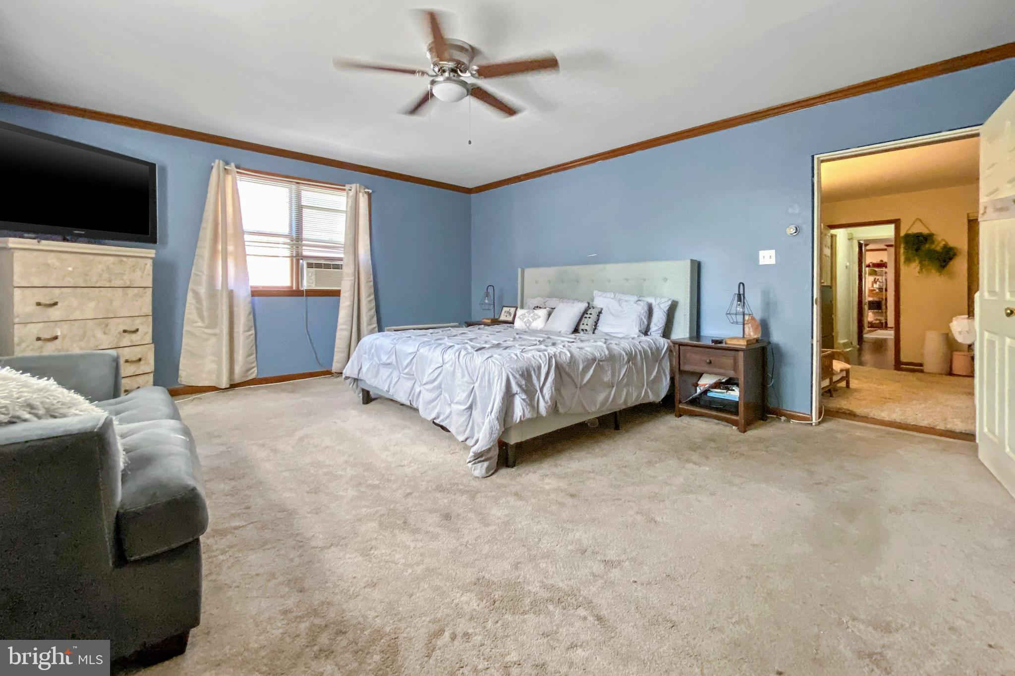 478 Rively Avenue Collingdale, PA 19023 - Photo 23 of 50 1st fl primary bedroom