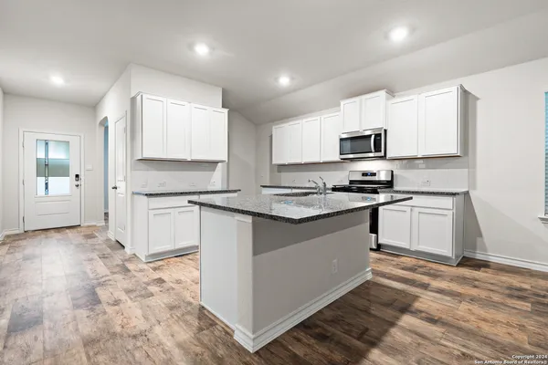 $1,950 | 4834 Paluxy Trail, San Antonio, TX 78253