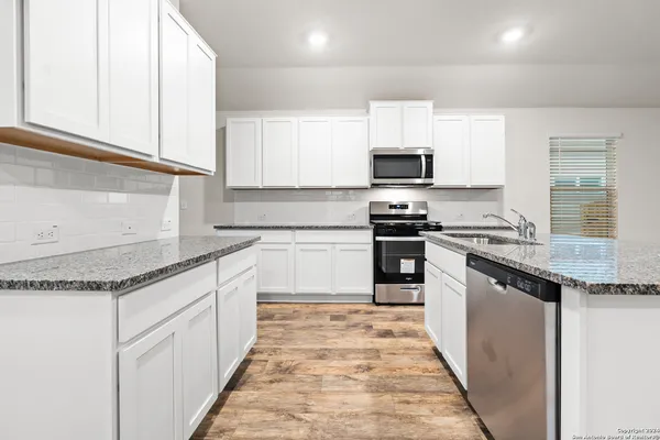 $1,950 | 4834 Paluxy Trail, San Antonio, TX 78253