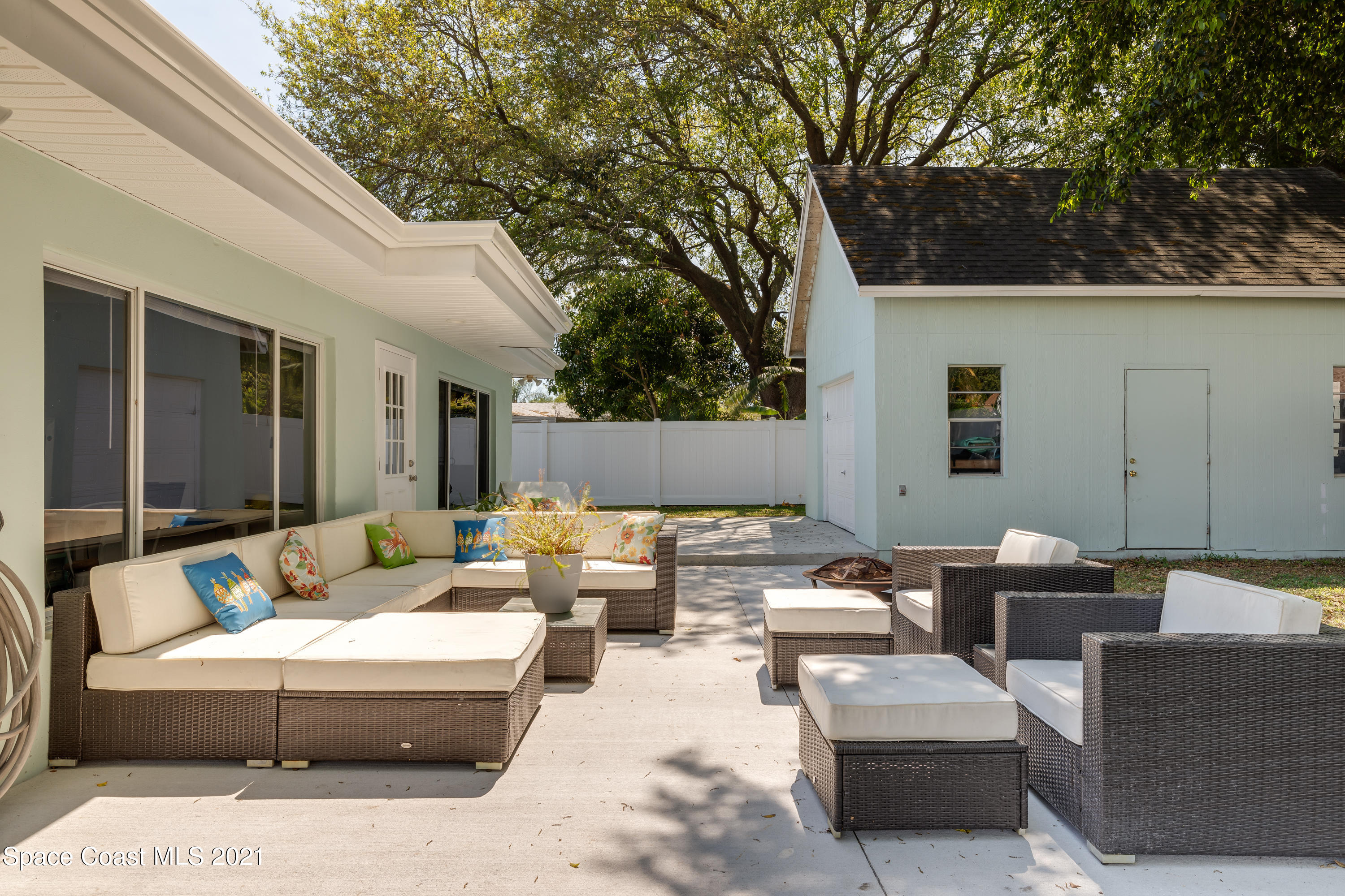 1168 Cromey Road Northeast Palm Bay, FL 32905 - Photo 21 of 29 252A0398-Edit