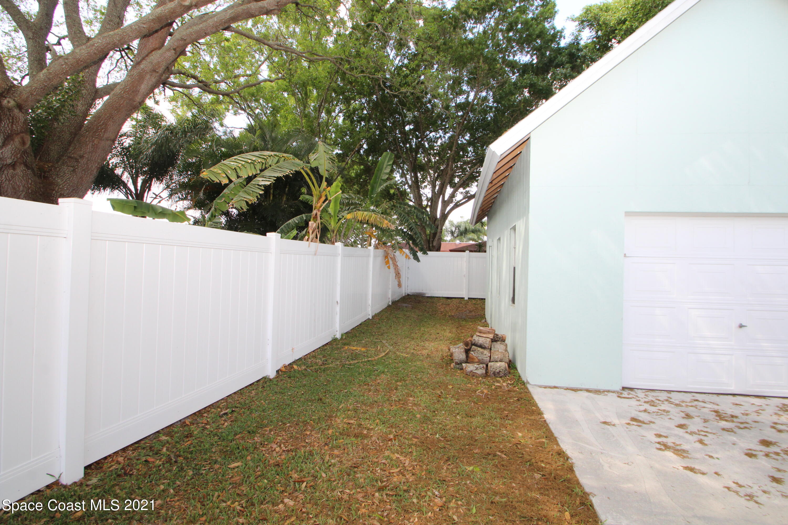 1168 Cromey Road Northeast Palm Bay, FL 32905 - Photo 28 of 29 IMG_0794