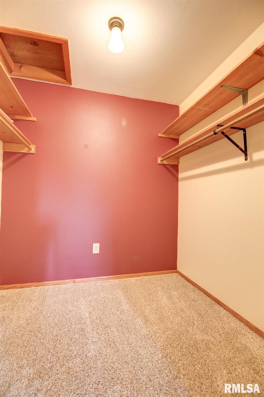 802 16th Street Fulton, IL 61252 - Photo 11 of 24 Gallery Image 11