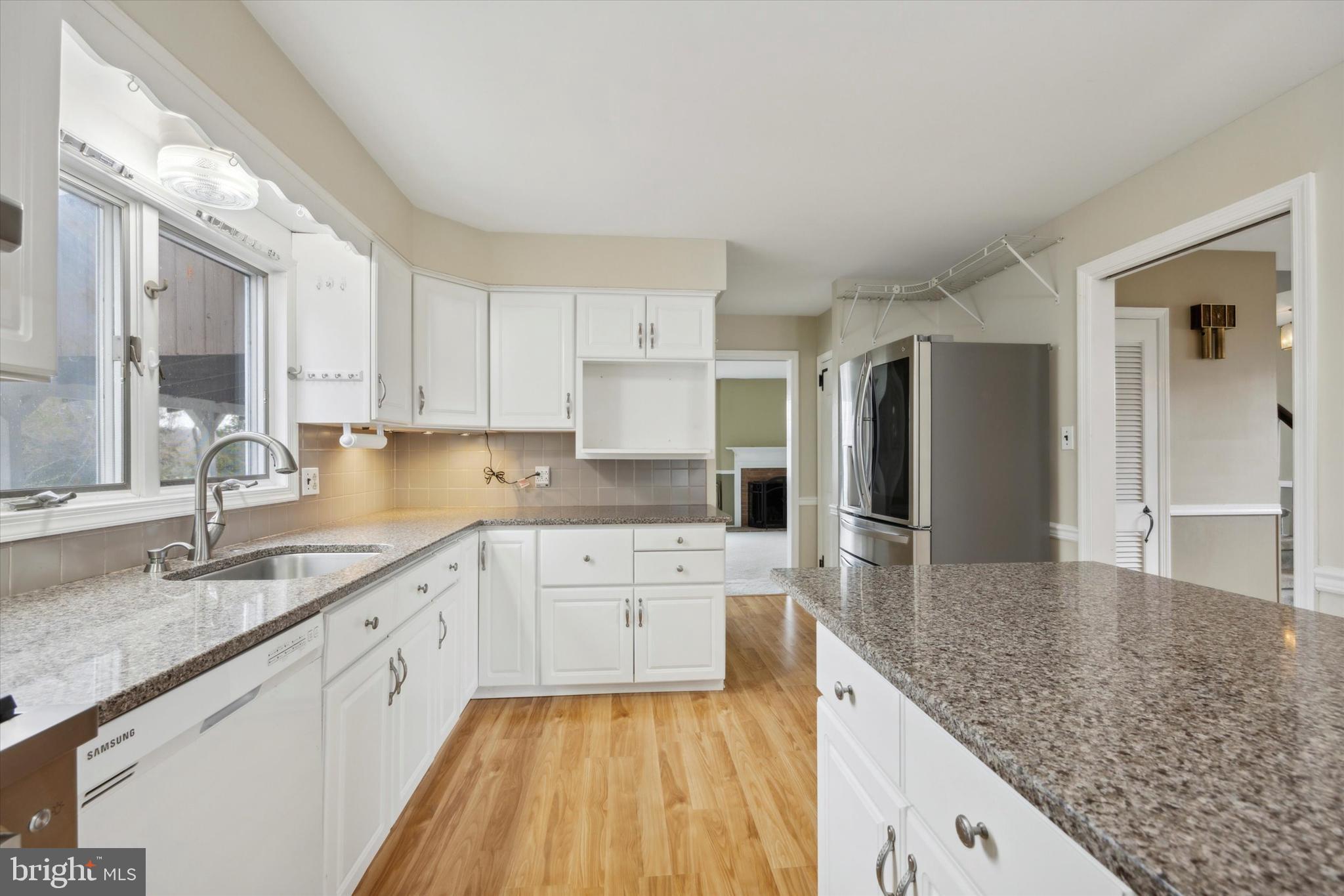 314 Willowbrook Road Horsham, PA 19044 - Photo 12 of 41 Kitchen
A sunny and bright kitchen!