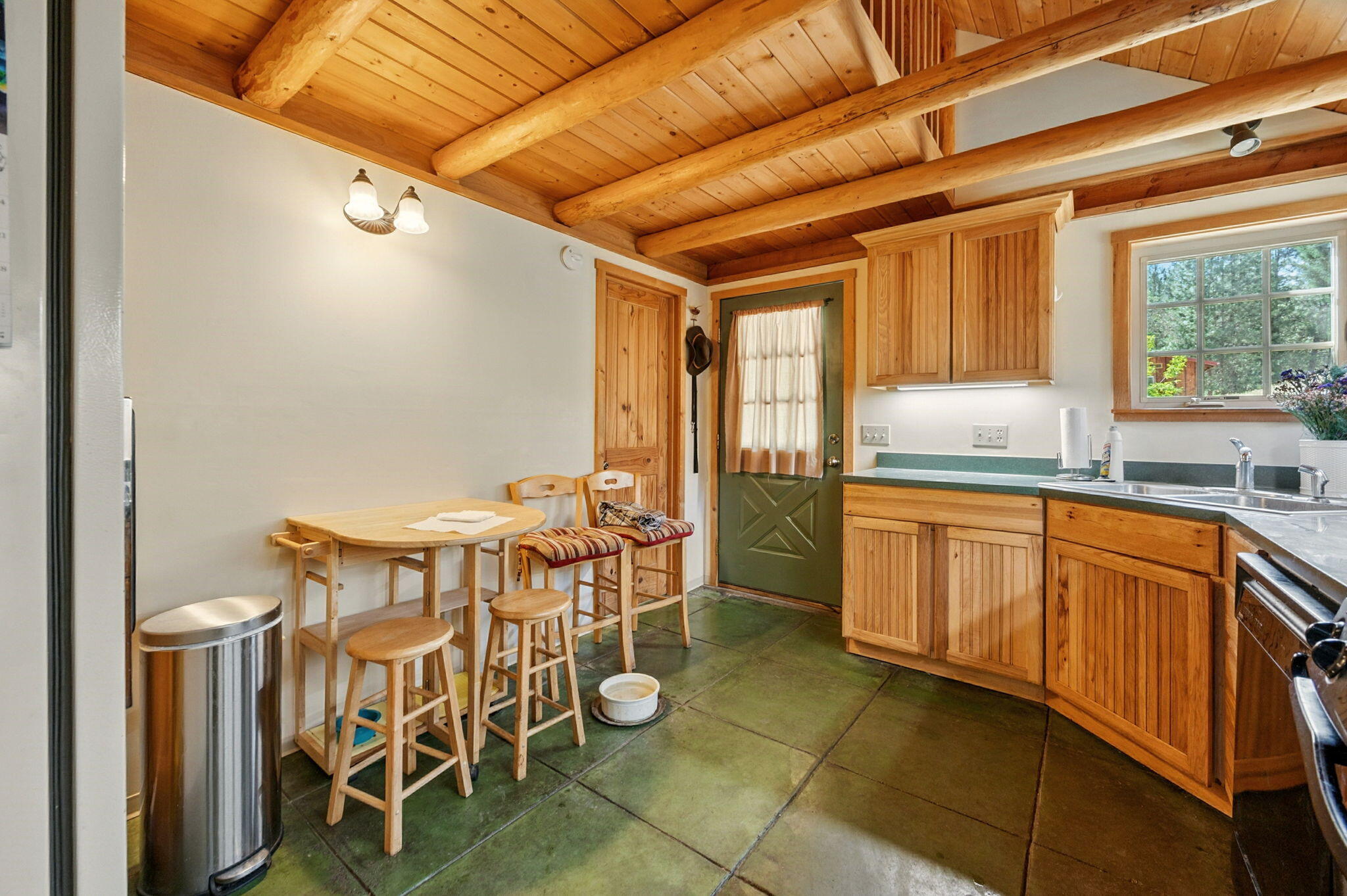 7484 Sterling Creek Road Jacksonville, OR 97530 - Photo 16 of 42 15